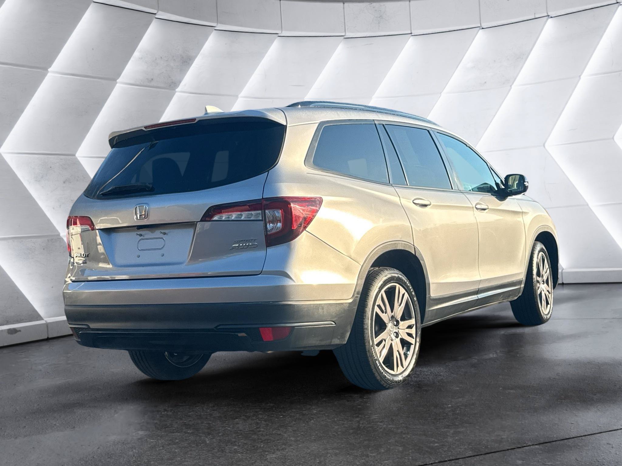 Used 2022 Honda Pilot Sport image 5