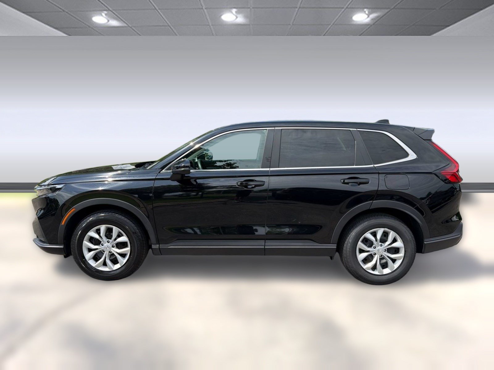 Used 2025 Honda CR-V LX image 2