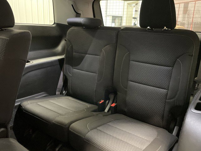 Used 2023 GMC Acadia SLE image 22