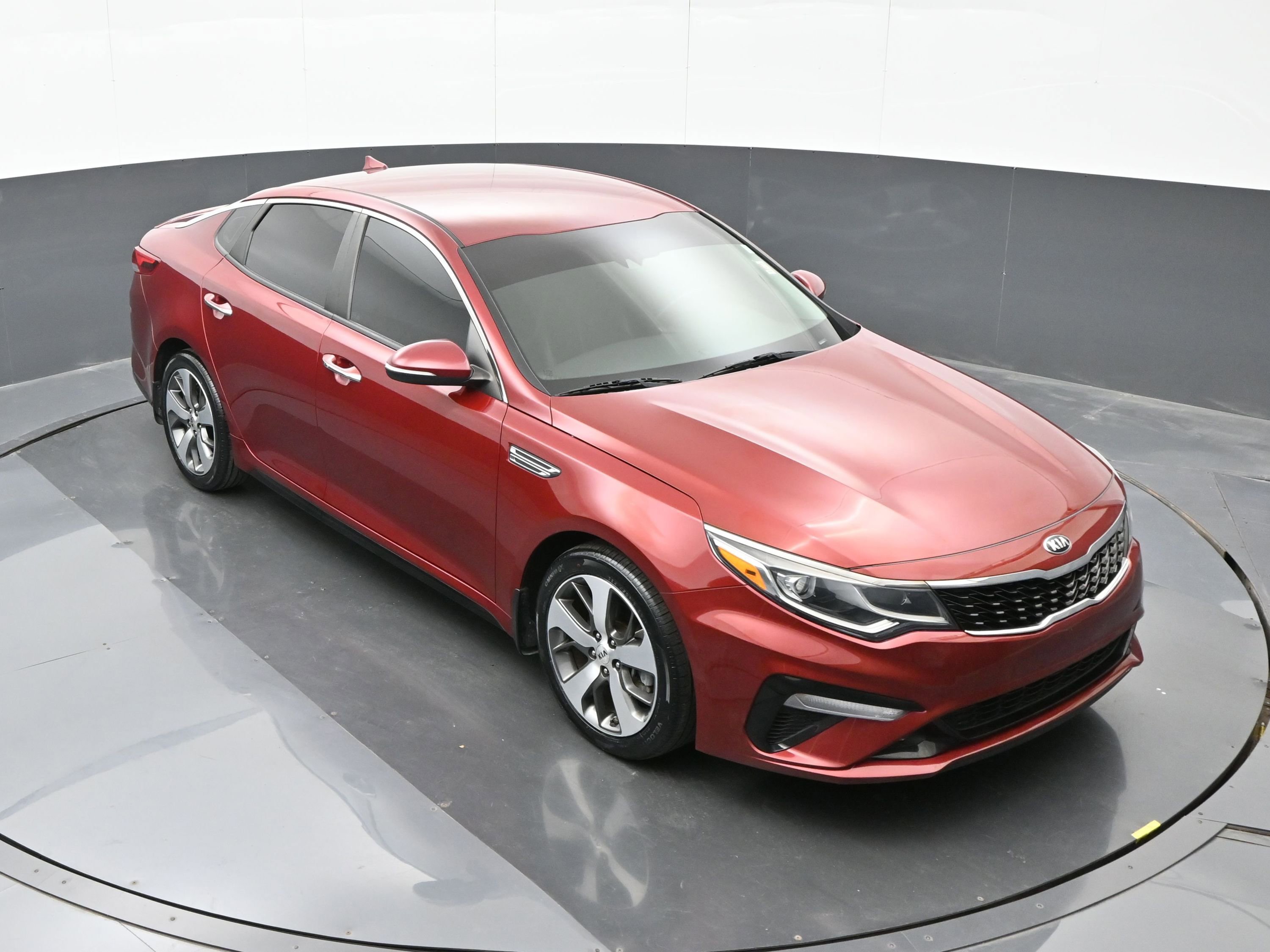 Used 2019 Kia Optima S image 30
