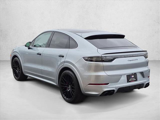 Used 2022 Porsche Cayenne GTS AWD/4WD image 8