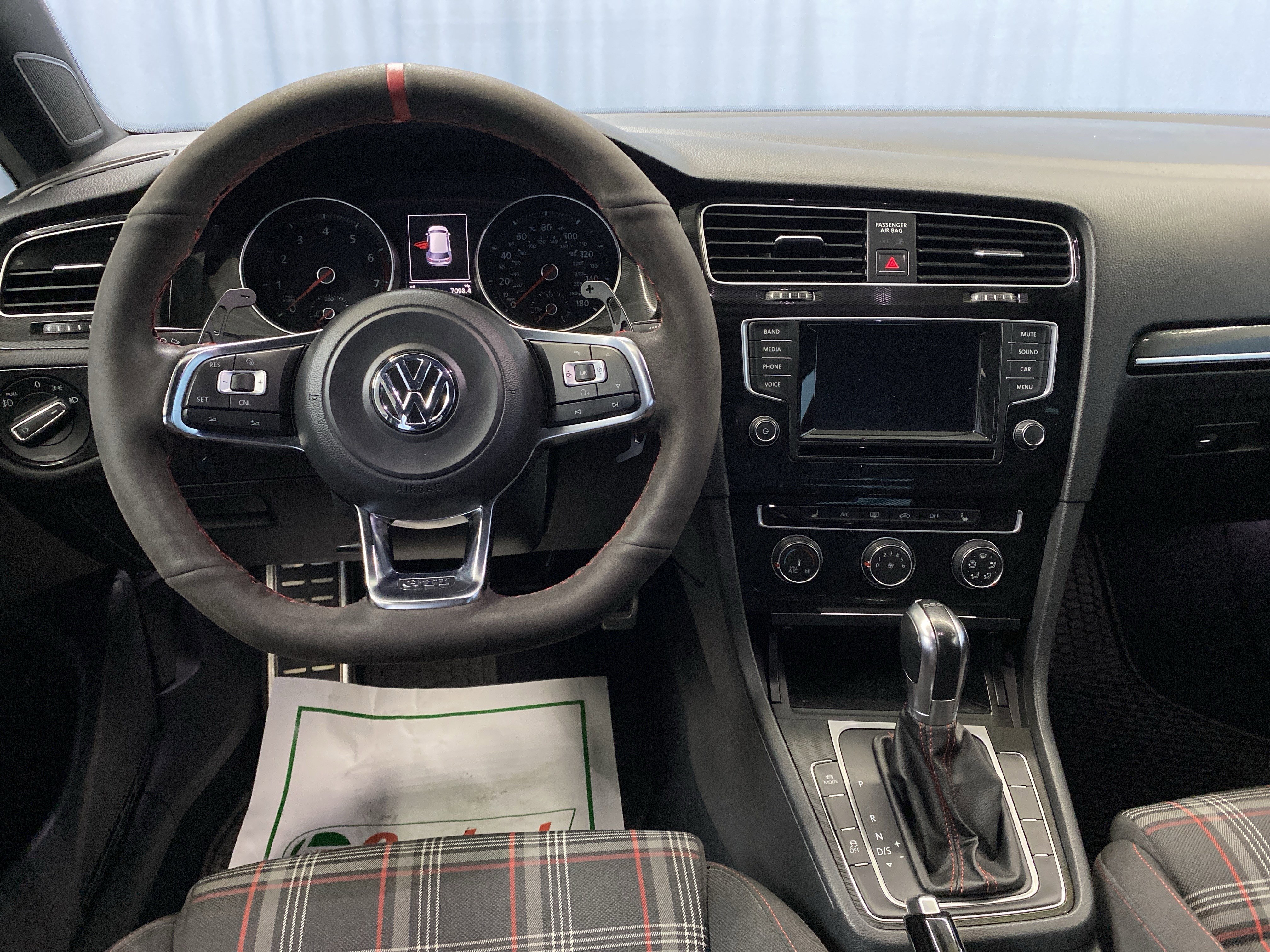 Used 2015 Volkswagen GTI S image 28
