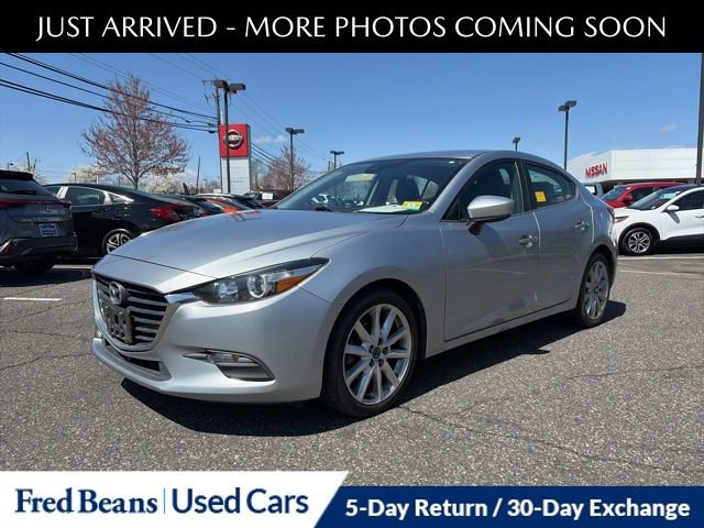 Used 2017 MAZDA MAZDA3 Touring image 3