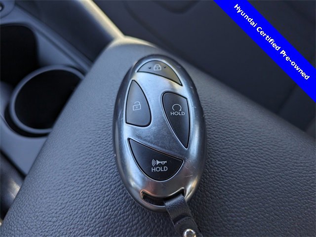 Certified 2025 Hyundai Elantra Sport image 26