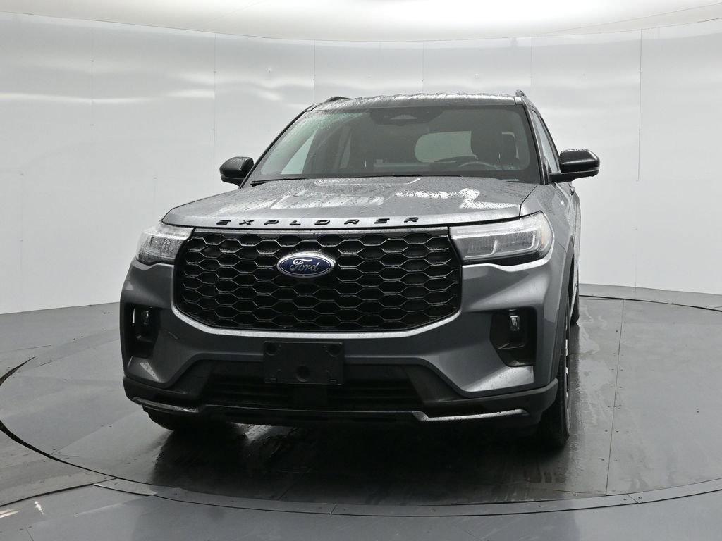 Certified 2025 Ford Explorer ST-Line image 58