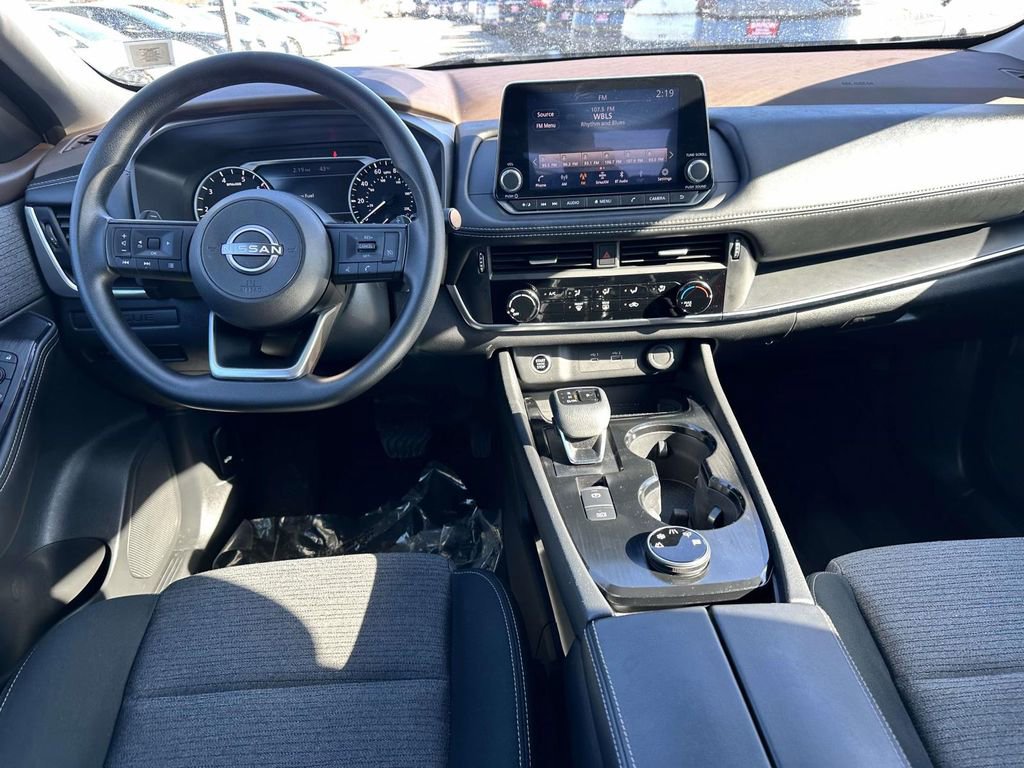 Used 2022 Nissan Rogue S AWD/4WD image 14