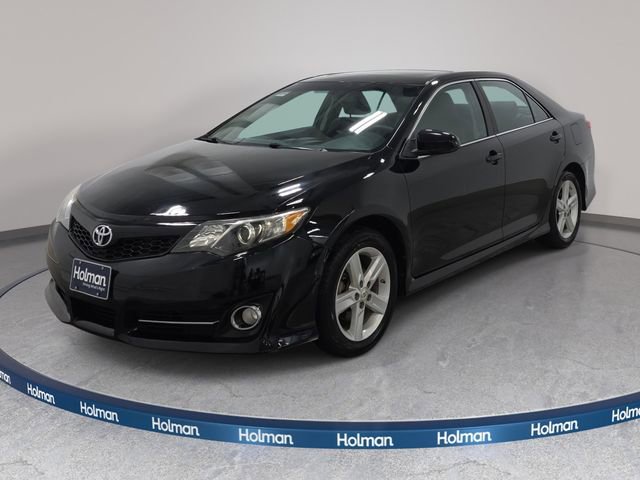 Used 2012 Toyota Camry SE w/ Leather Pkg FWD image 1
