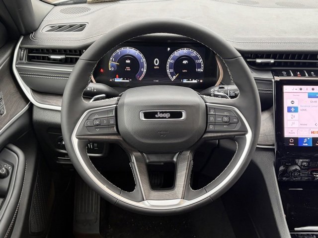 New 2025 Jeep Grand Cherokee Limited image 42