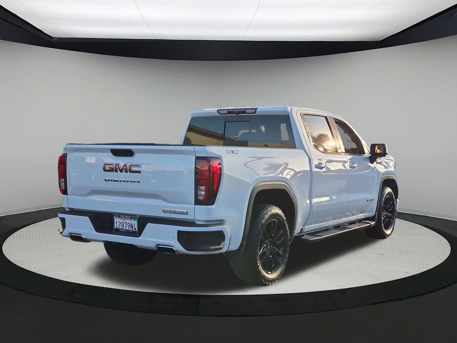 New 2026 GMC Sierra 1500 Elevation w/ Elevation Premium Package AWD/4WD image 4