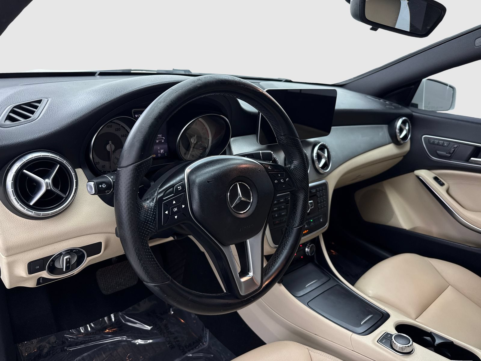 Used 2014 Mercedes-Benz CLA 250 image 18