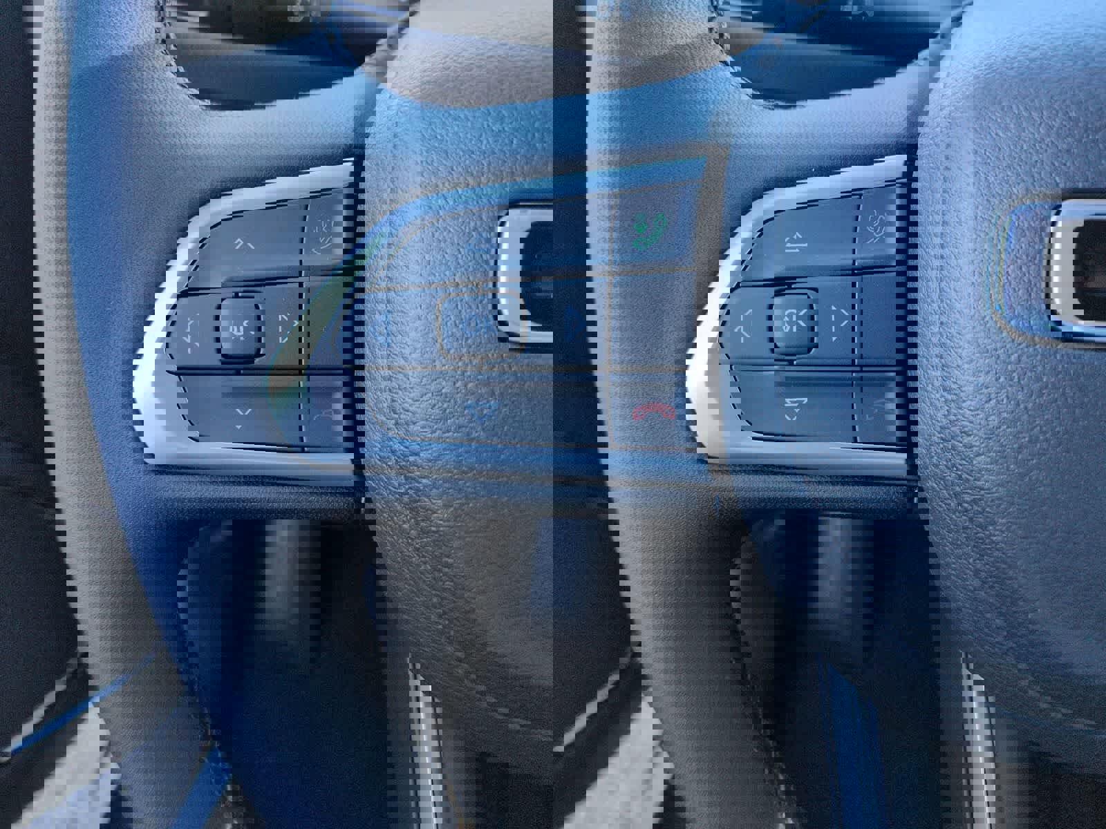 New 2026 Jeep Compass Latitude image 13