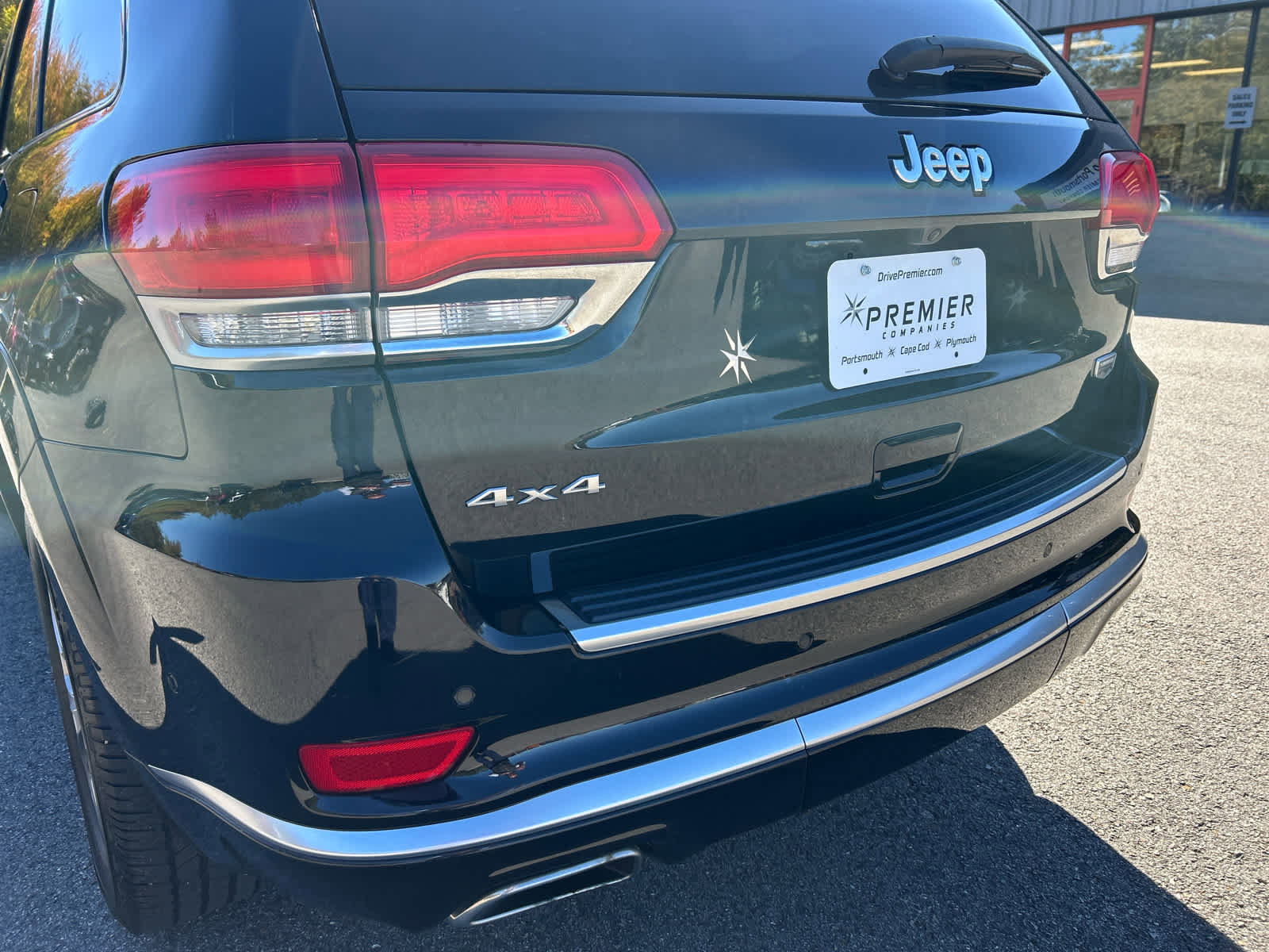 Used 2020 Jeep Grand Cherokee Summit image 18