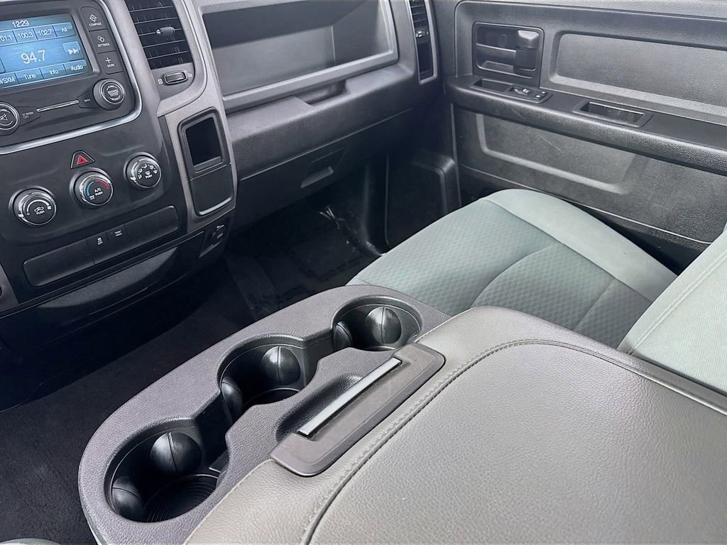 Used 2017 RAM 1500 Express w/ Express Value Package AWD/4WD image 22