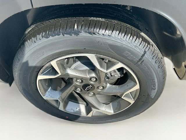 New 2026 Chevrolet Trax LT w/ LPO, Blackout Package image 30