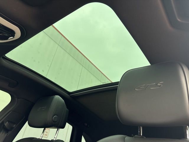 Used 2021 Porsche Macan GTS image 28