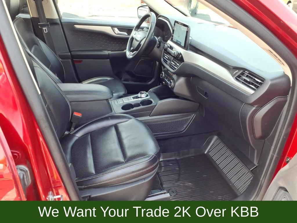 Used 2020 Ford Escape SEL image 30