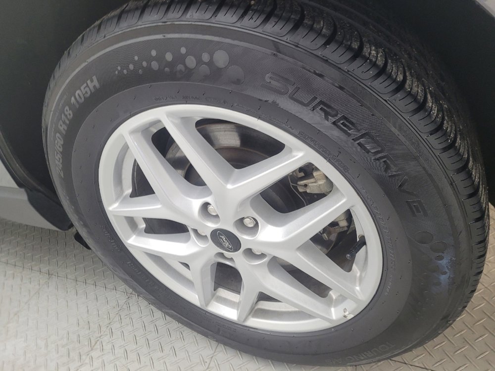 Used 2023 Ford Edge SEL image 31