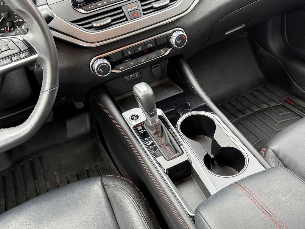 Used 2024 Nissan Altima 2.5 SR image 14