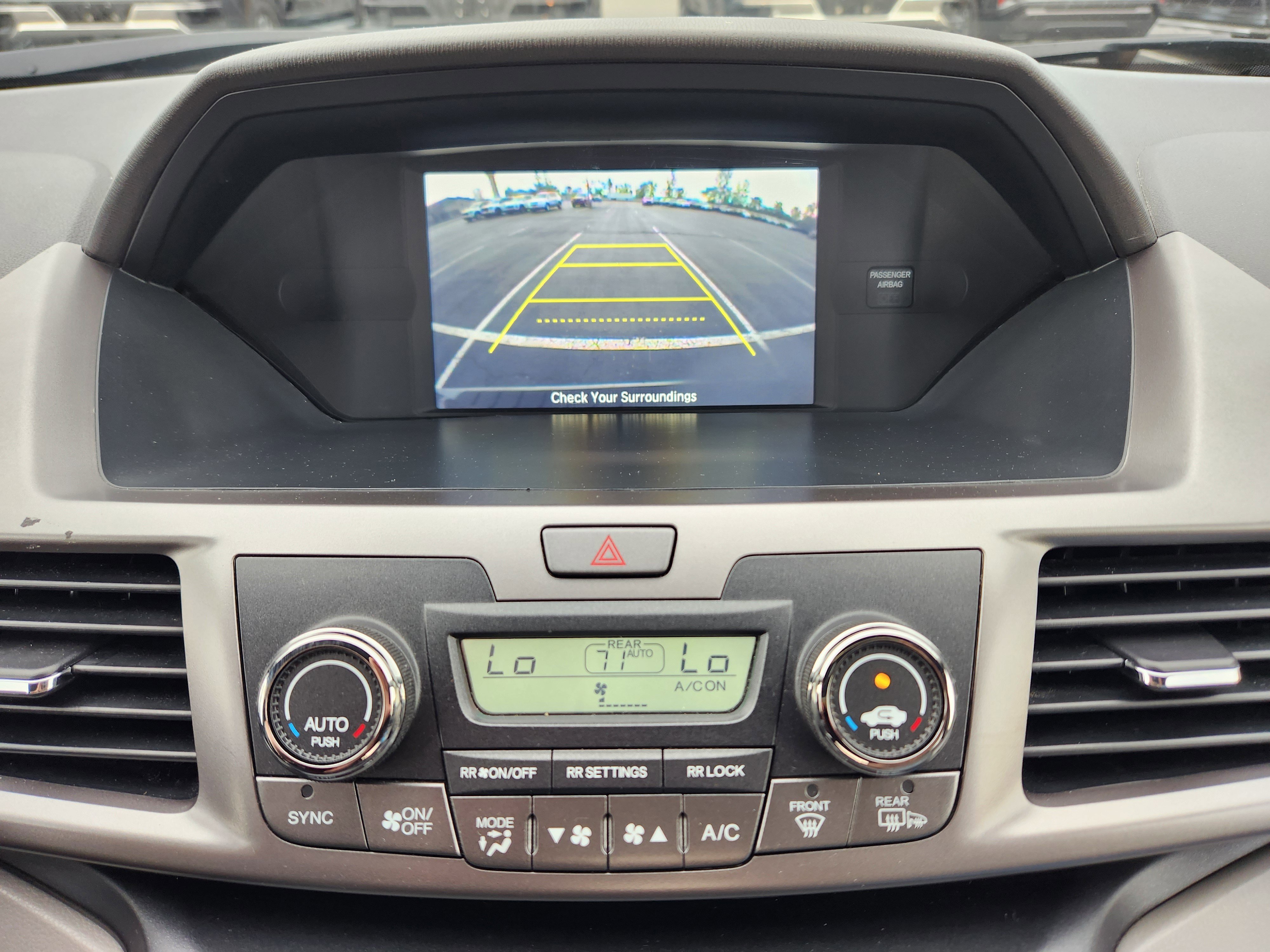 Used 2016 Honda Odyssey SE image 20