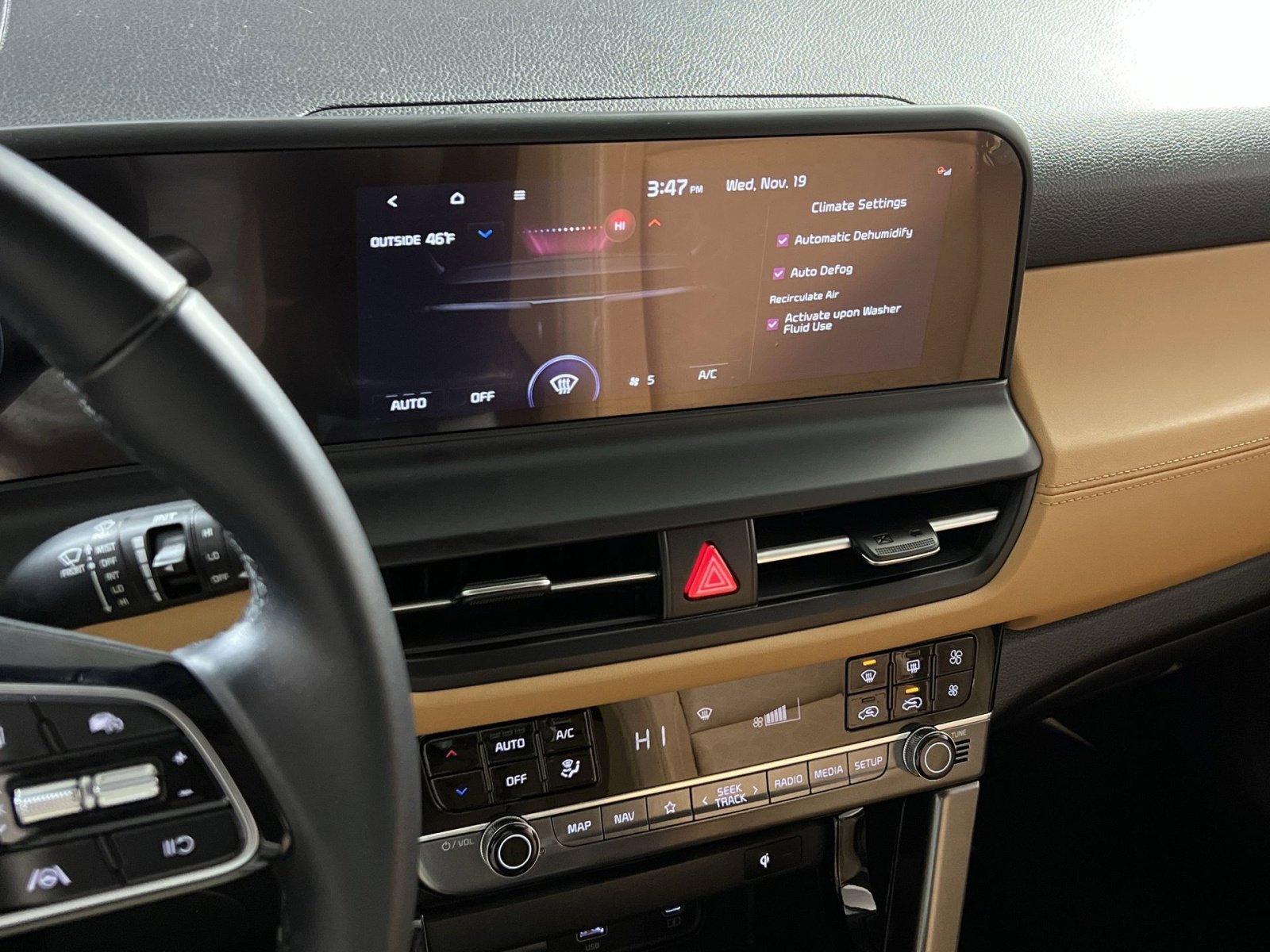 Used 2024 Kia Seltos EX image 19