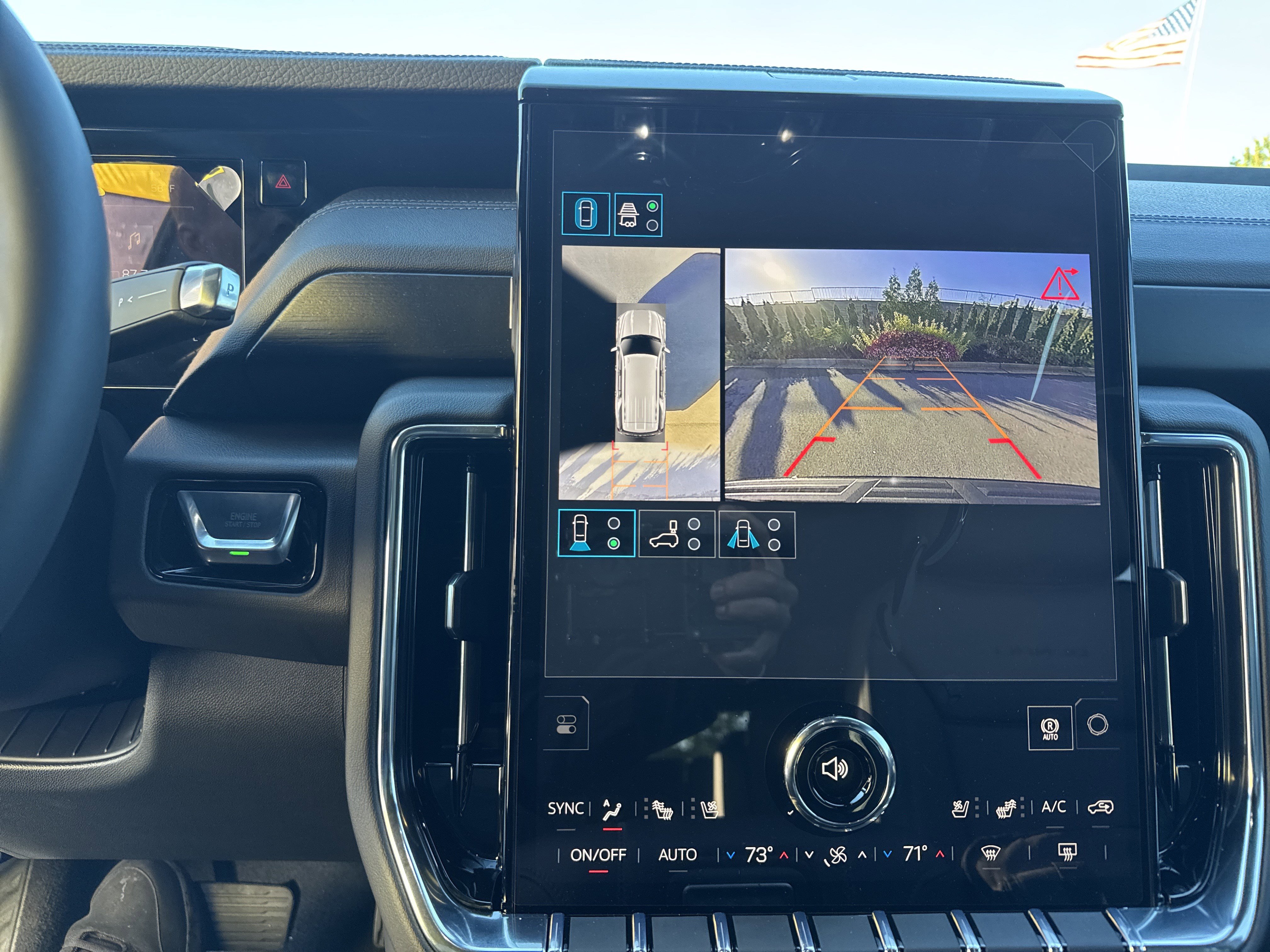 New 2026 GMC Yukon Denali w/ Sun & Power Step Package image 25