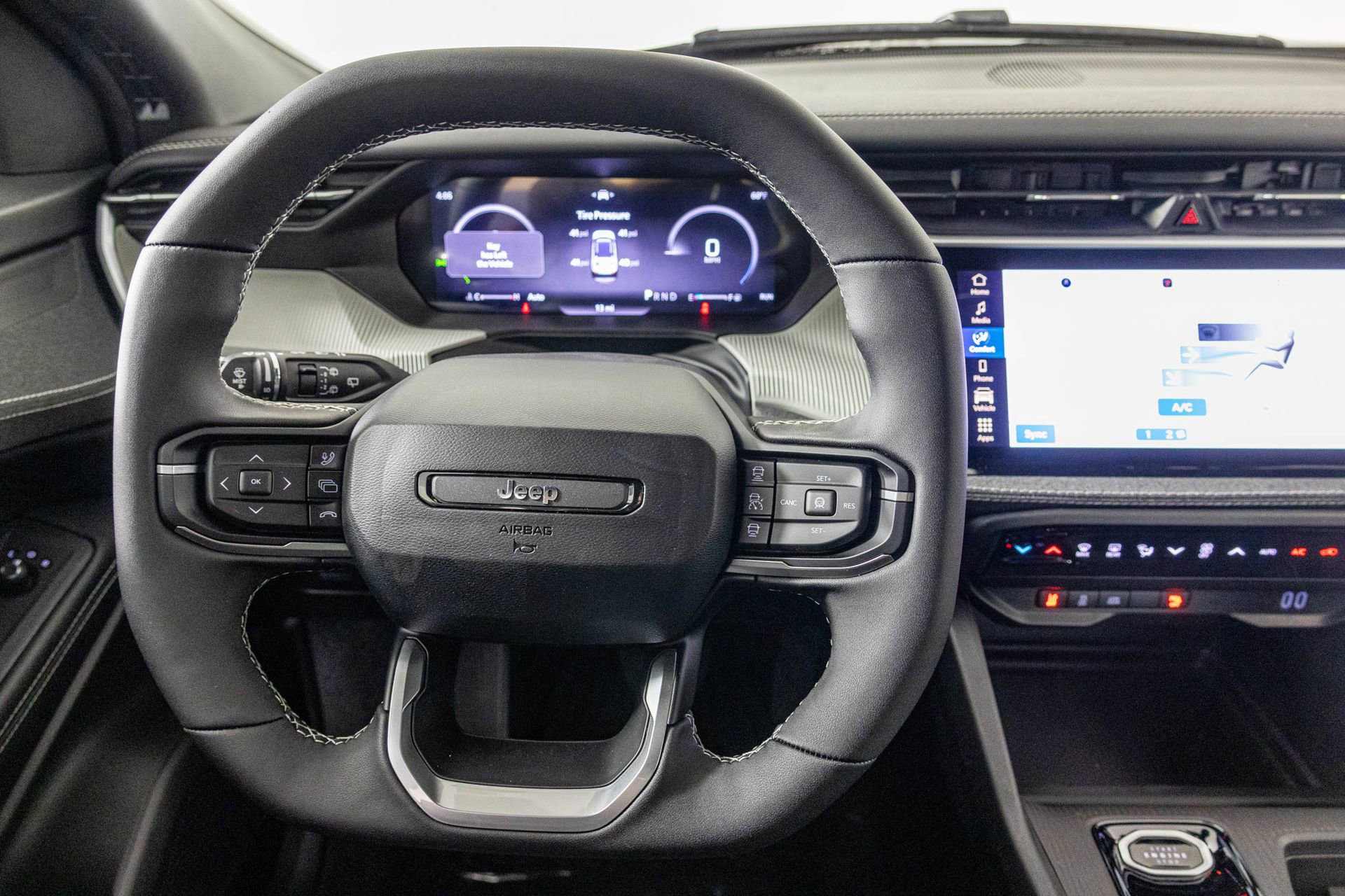 New 2026 Jeep Cherokee Laredo AWD/4WD image 27