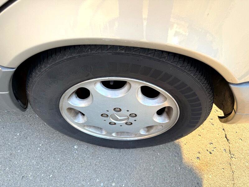 Used 1995 Mercedes-Benz S 320 image 17