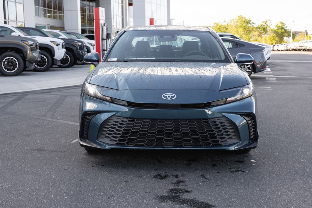 Used 2026 Toyota Camry SE w/ Convenience Package FWD image 2