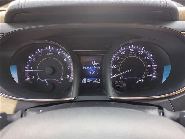 Used 2017 Toyota Avalon Limited w/ All Weather Liner Package image 11