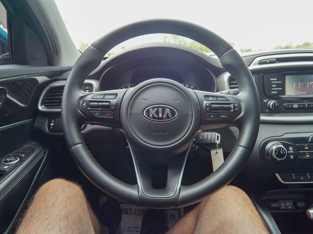 Used 2016 Kia Sorento AWD w/ LX Convenience Package image 16