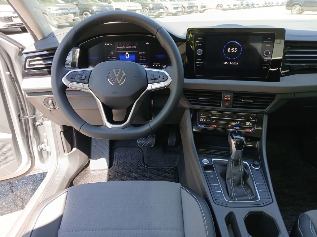 New 2026 Volkswagen Jetta SE FWD image 13