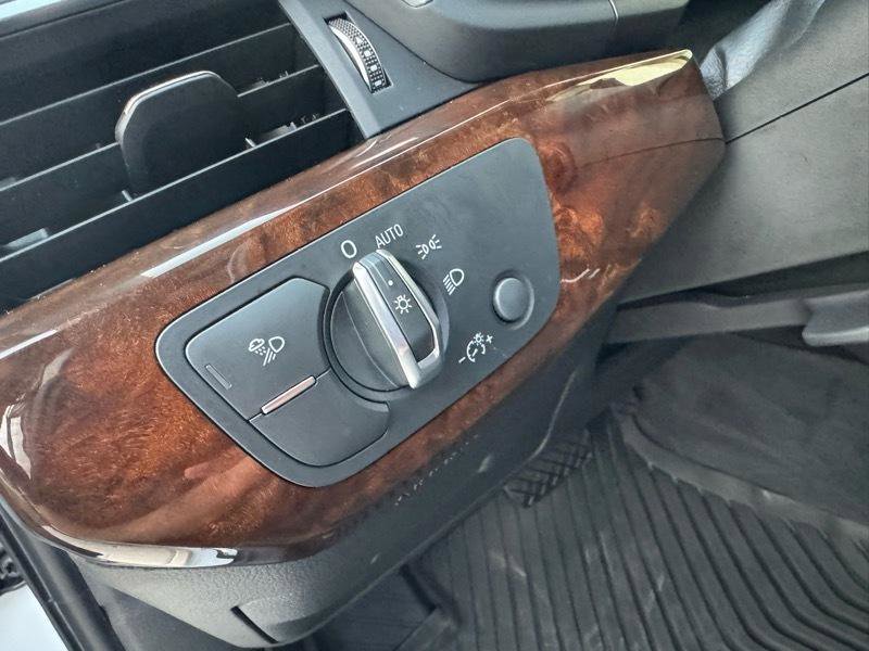 Used 2019 Audi A4 2.0T allroad Premium Plus w/ Premium Plus Package image 23