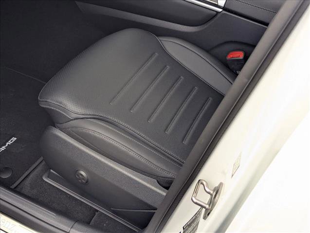 New 2026 Mercedes-Benz GLC 300 4MATIC image 4