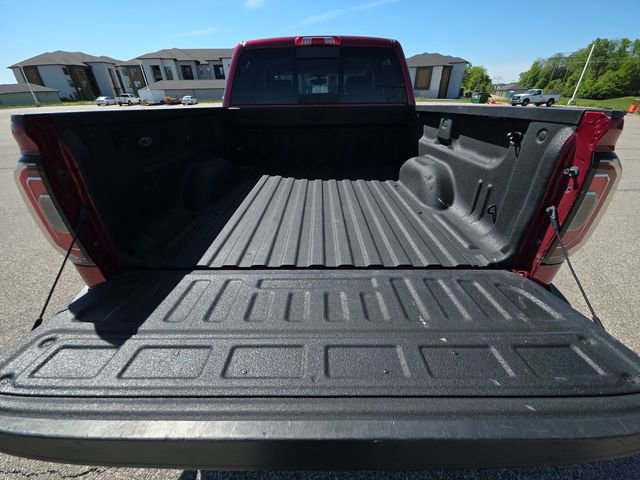 Used 2018 GMC Sierra 1500 SLT w/ SLT Premium Package AWD/4WD image 29