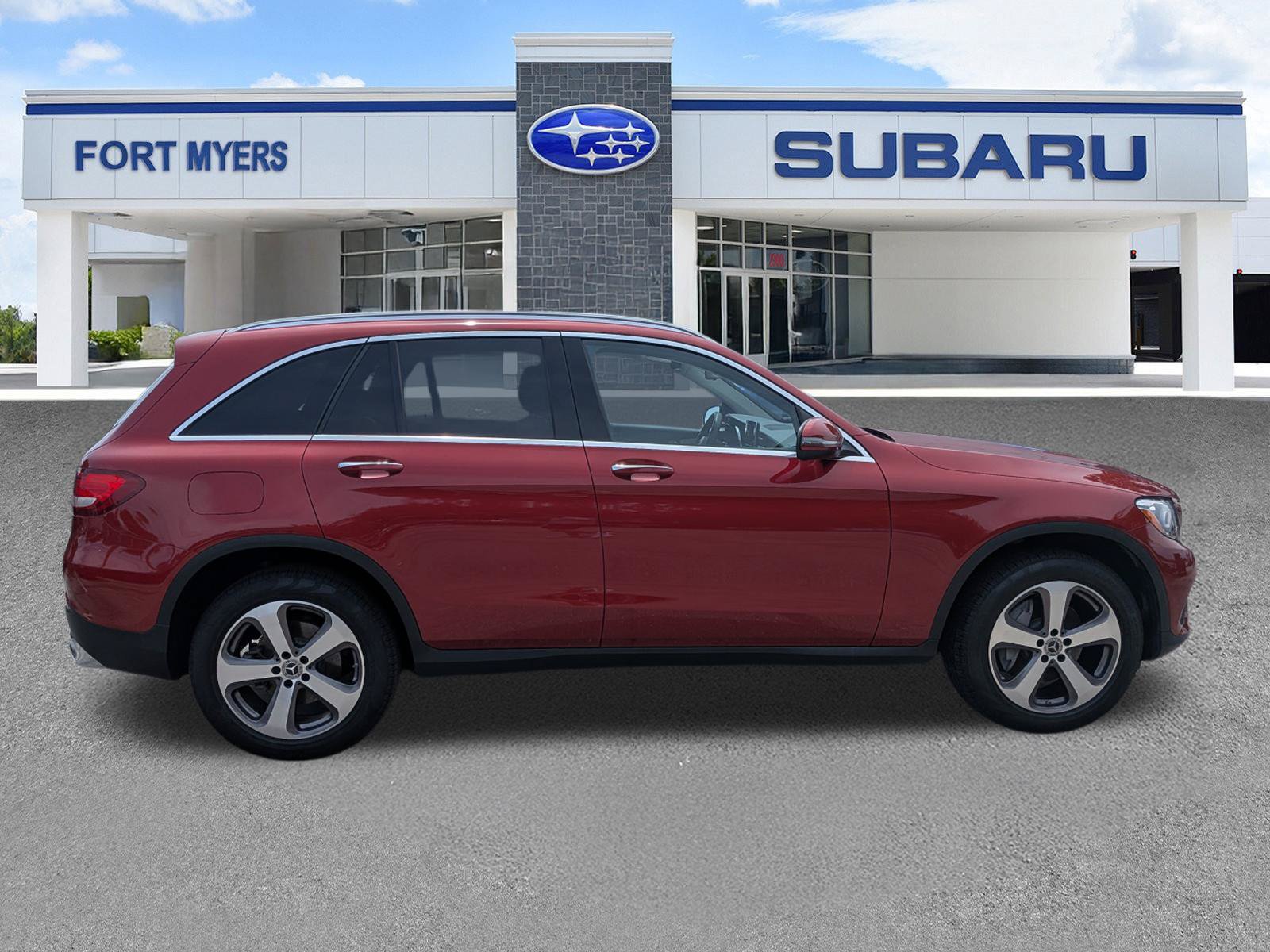 Used 2019 Mercedes-Benz GLC 300 image 2