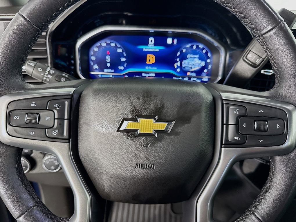 Used 2022 Chevrolet Silverado 1500 LT AWD/4WD image 16