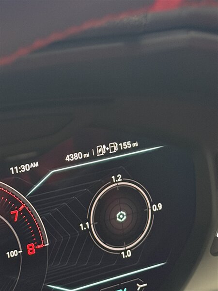 Used 2025 Lamborghini Urus SE AWD/4WD image 11