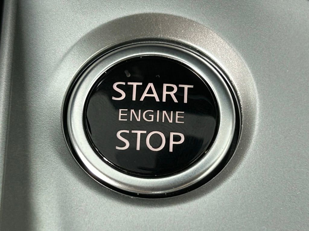 Used 2025 Nissan Altima 2.5 SL FWD image 22