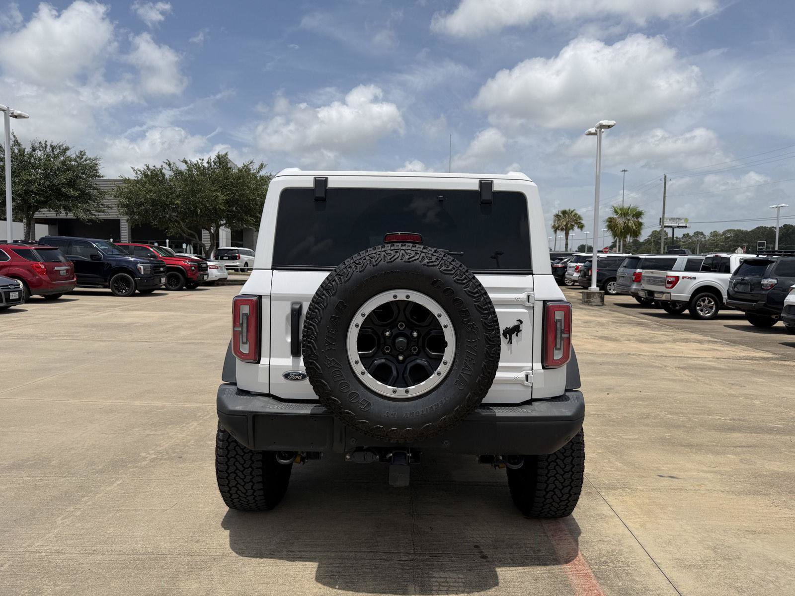 Certified 2025 Ford Bronco Badlands AWD/4WD image 4