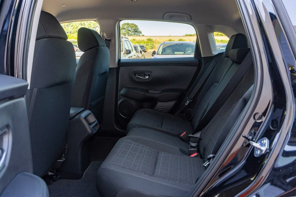 New 2027 Honda HR-V LX image 11