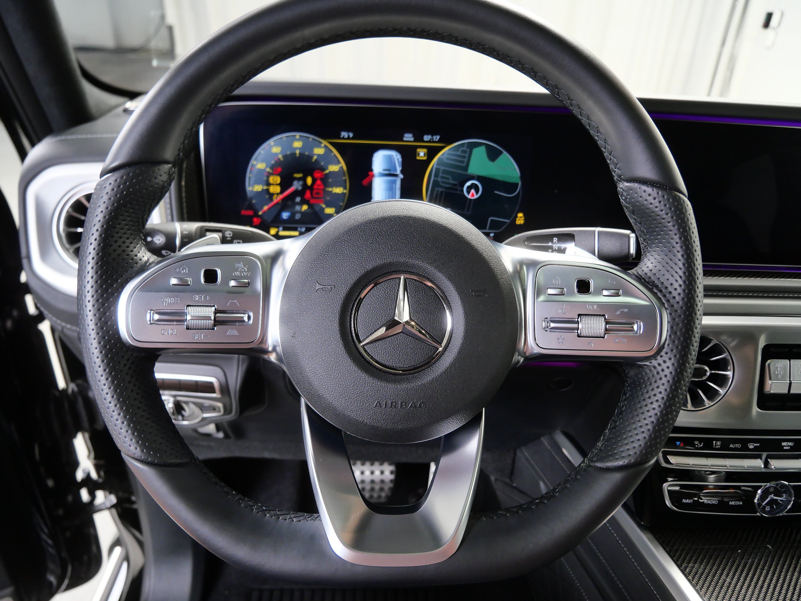 Used 2023 Mercedes-Benz G 550 image 21
