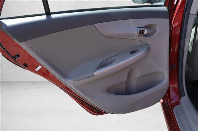 Used 2010 Toyota Corolla LE FWD image 19