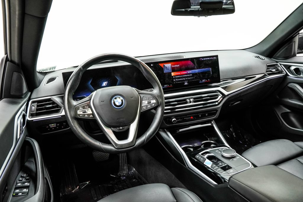 Used 2023 BMW i4 eDrive40 RWD image 4