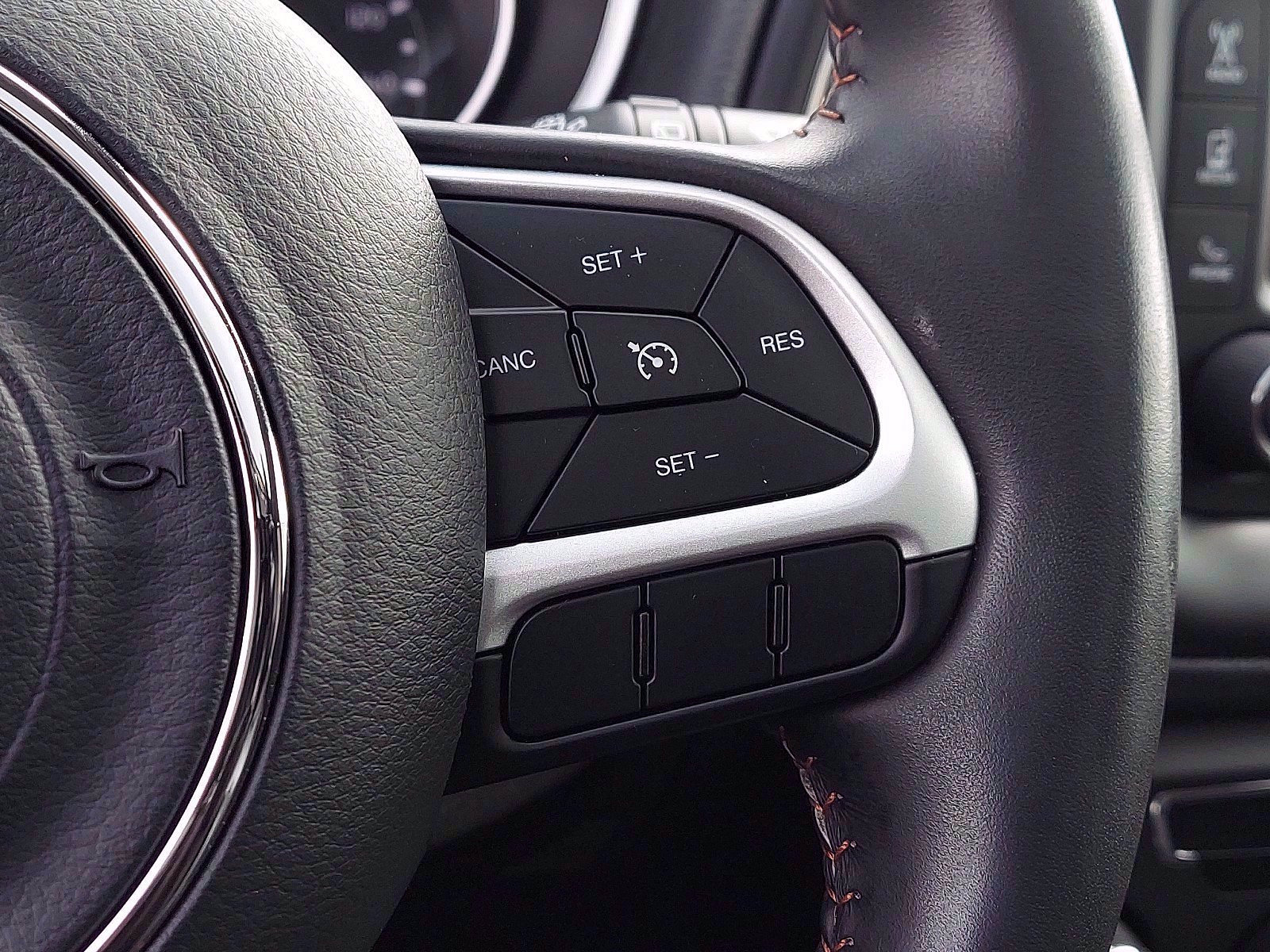 Used 2018 Jeep Compass Latitude w/ Safe & Security Group image 22