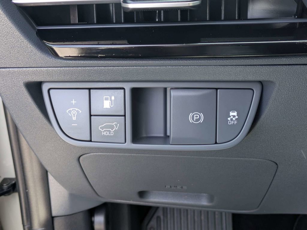 Used 2023 Kia EV6 Wind w/ Wind Technology Package RWD image 26