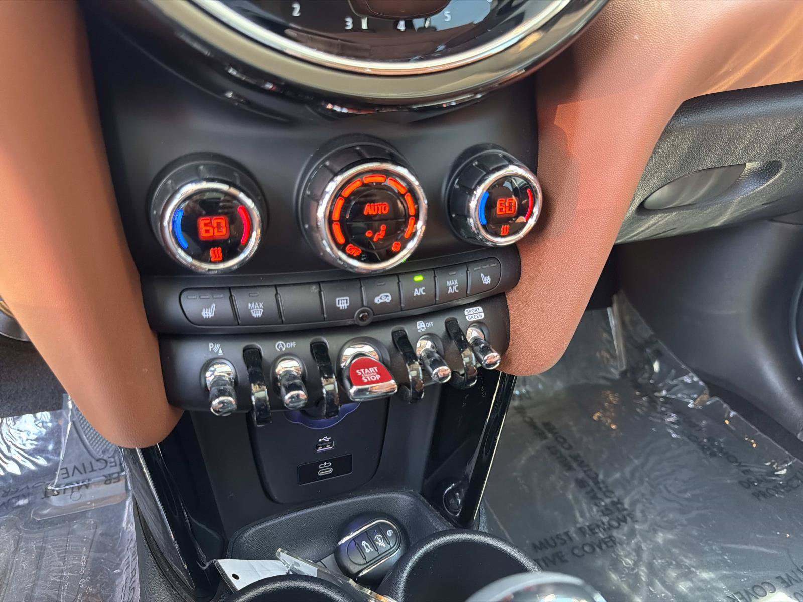 Certified 2024 MINI Cooper S FWD image 21