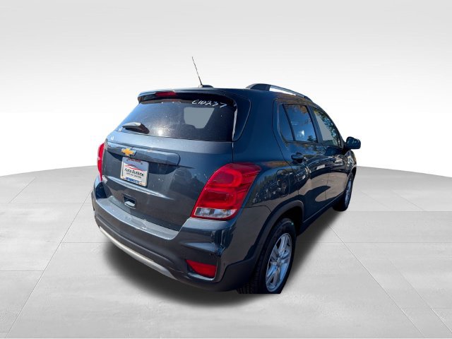 Used 2021 Chevrolet Trax LT FWD image 7