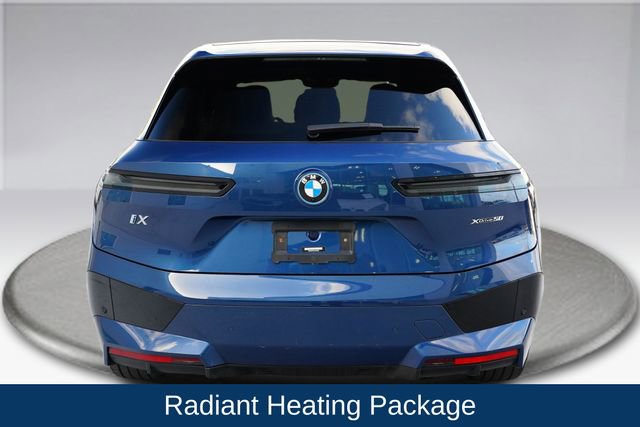Used 2023 BMW iX xDrive50 w/ Premium Package AWD/4WD image 15