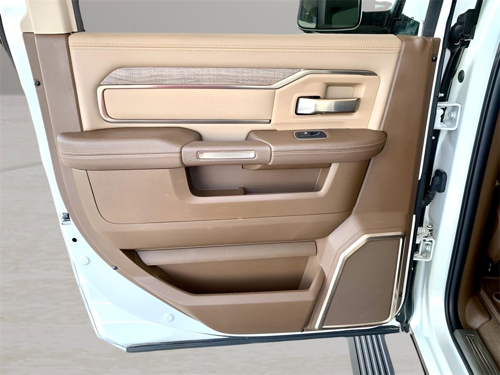 Used 2020 RAM 2500 Limited image 17