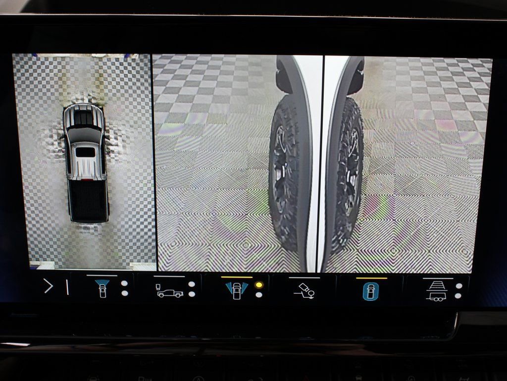 Used 2023 Chevrolet Silverado 1500 ZR2 image 19